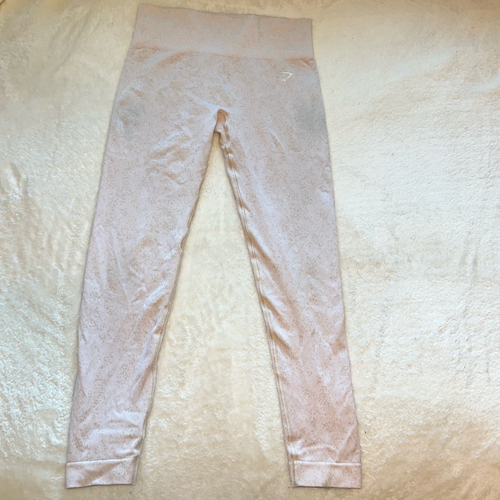 Gymshark seamless leggings. Coconut white with tan speckles